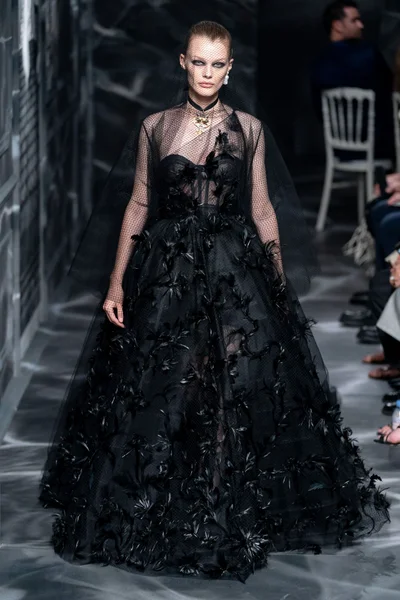 Look 34